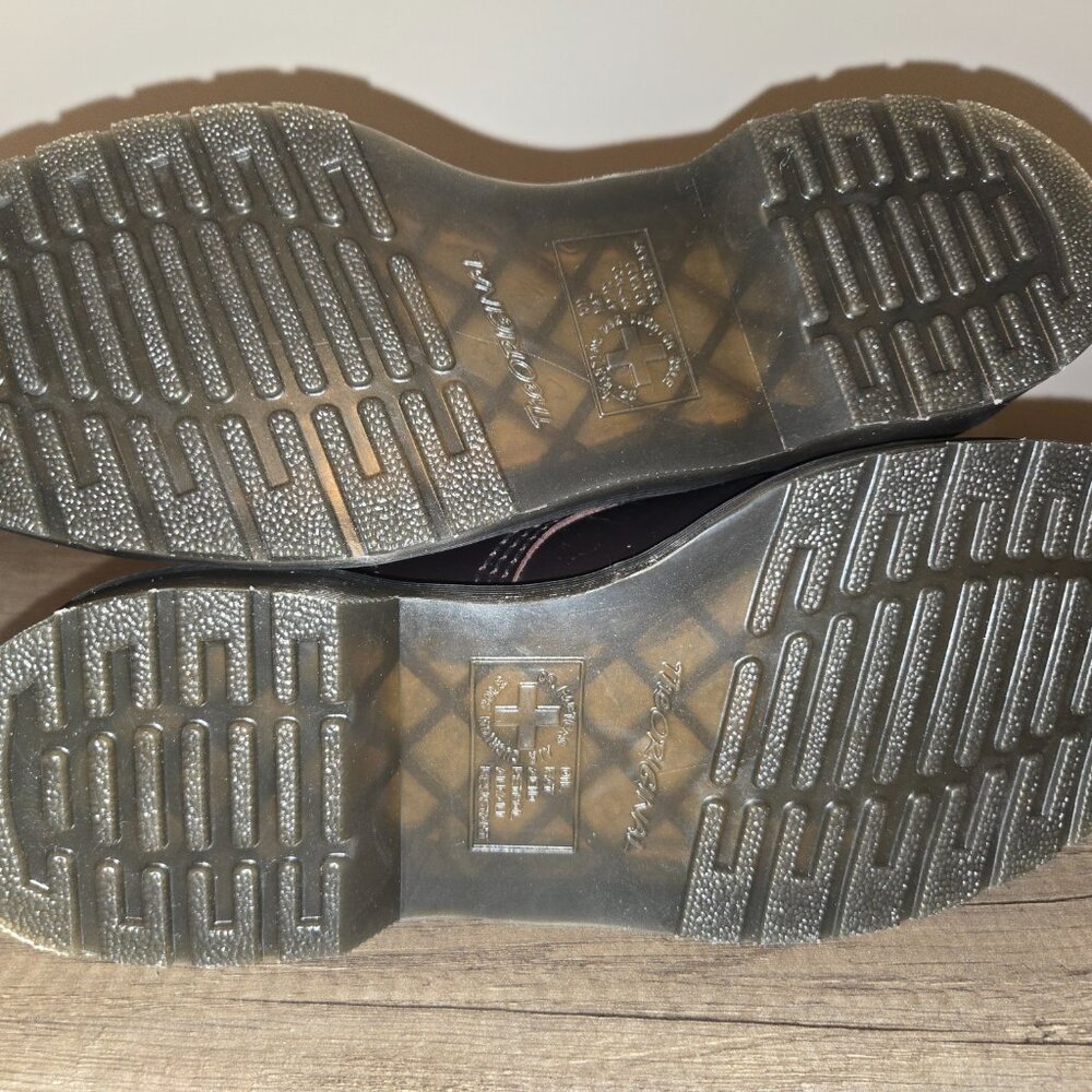 👢 Dr. Martens Vegan 1460 Cherry Red Boots Size 10👢 - Picture 7 of 9